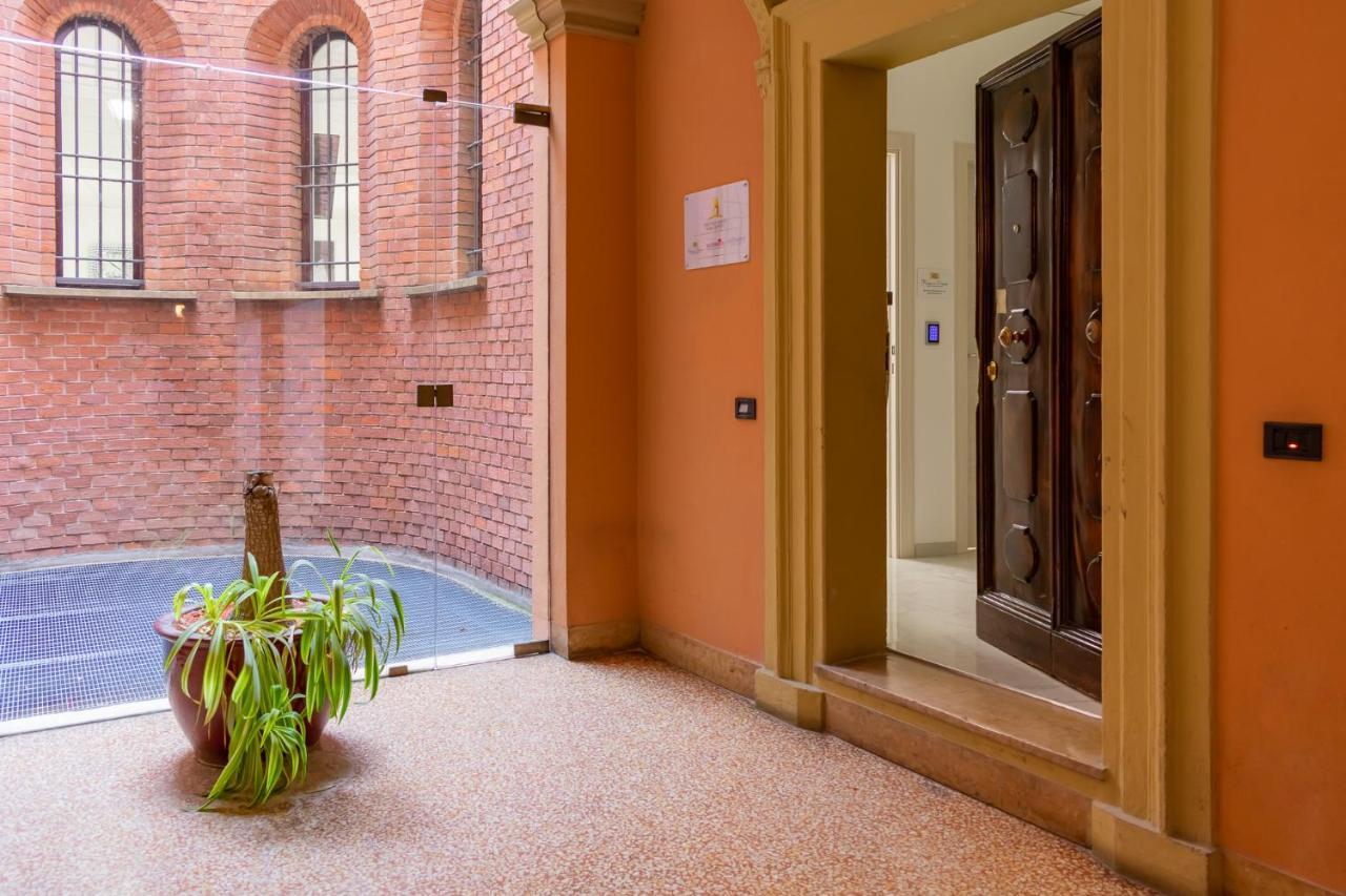 Royal Central Room Bologna Eksteriør bilde